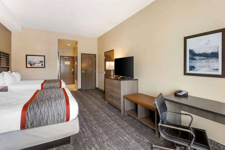 Room 16 of 41
