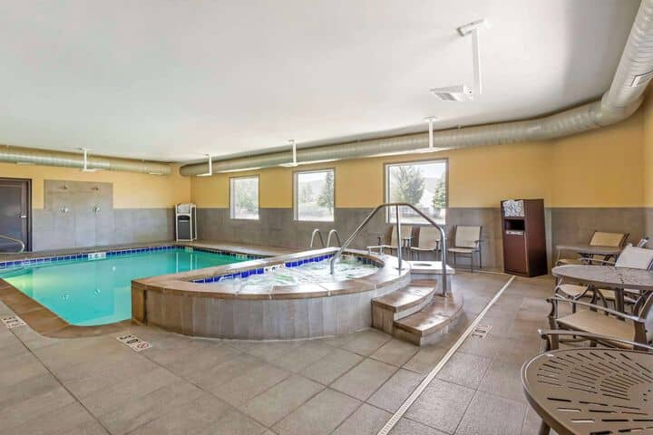 Pool 34 of 41